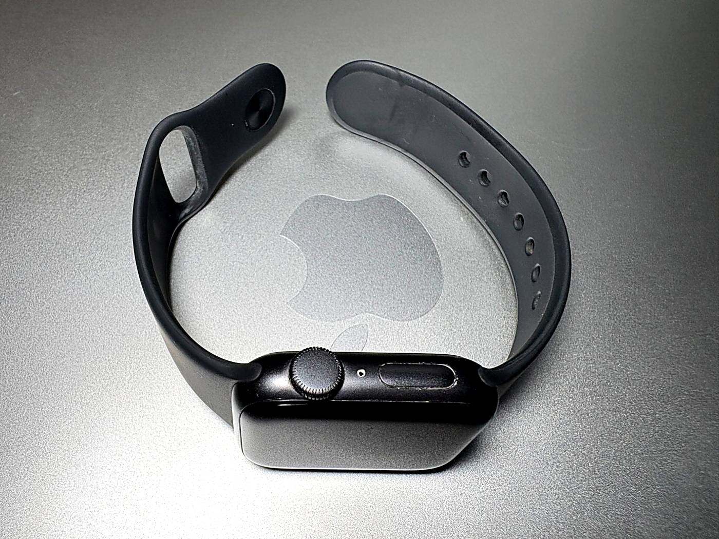 4年使ったApple Watch SEの側面とバンドの状態